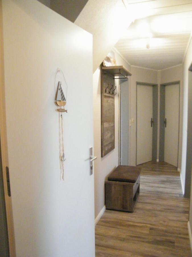 Gastehaus " Schone Aussicht " Apartamento Neuharlingersiel Exterior foto
