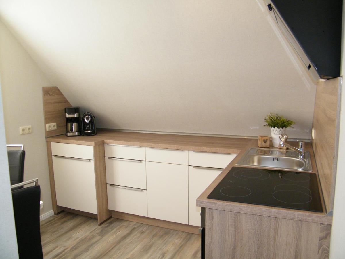 Gastehaus " Schone Aussicht " Apartamento Neuharlingersiel Exterior foto