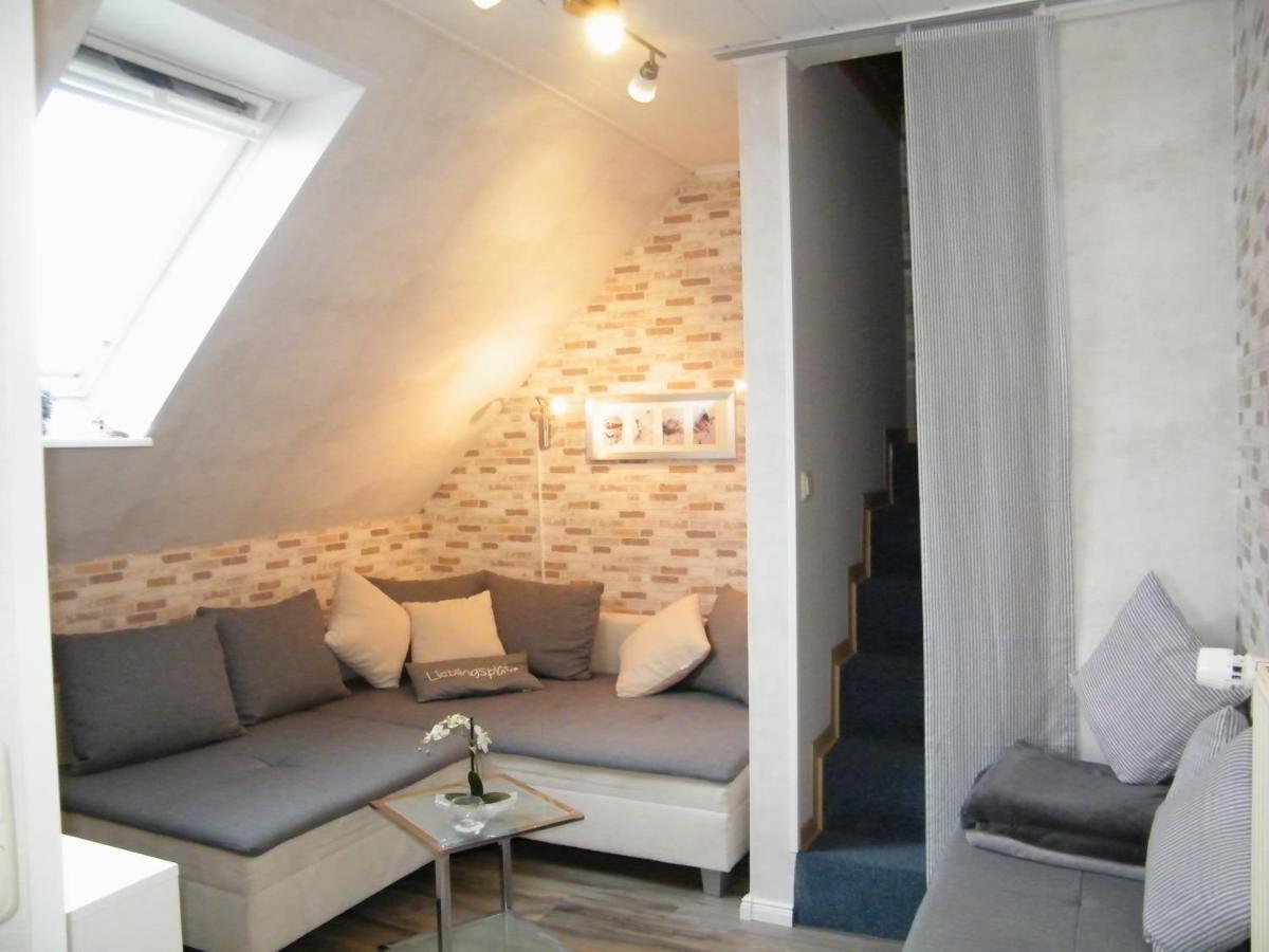 Gastehaus " Schone Aussicht " Apartamento Neuharlingersiel Exterior foto