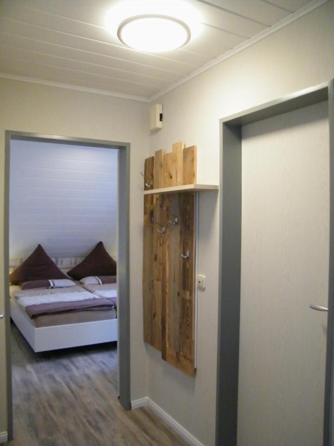 Gastehaus " Schone Aussicht " Apartamento Neuharlingersiel Exterior foto